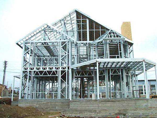桦甸钢结构建筑的腐蚀问题应该如何预防